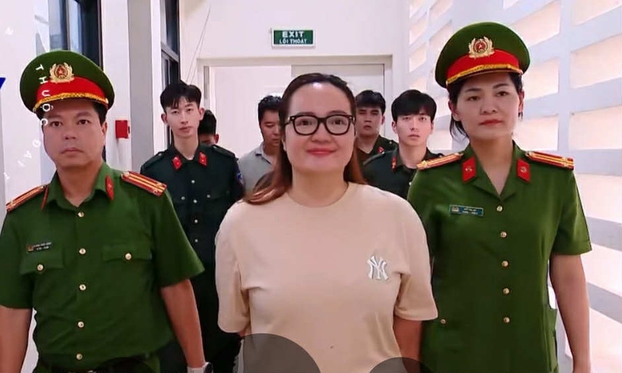 Năm 2025 nhìn lại: 8 vụ bắt giữ người nổi tiếng khiến dư luận bàng hoàng- Ảnh 6. Năm 2025 nhìn lại: 8 vụ bắt giữ người nổi tiếng khiến dư luận bàng hoàng- Ảnh 6.