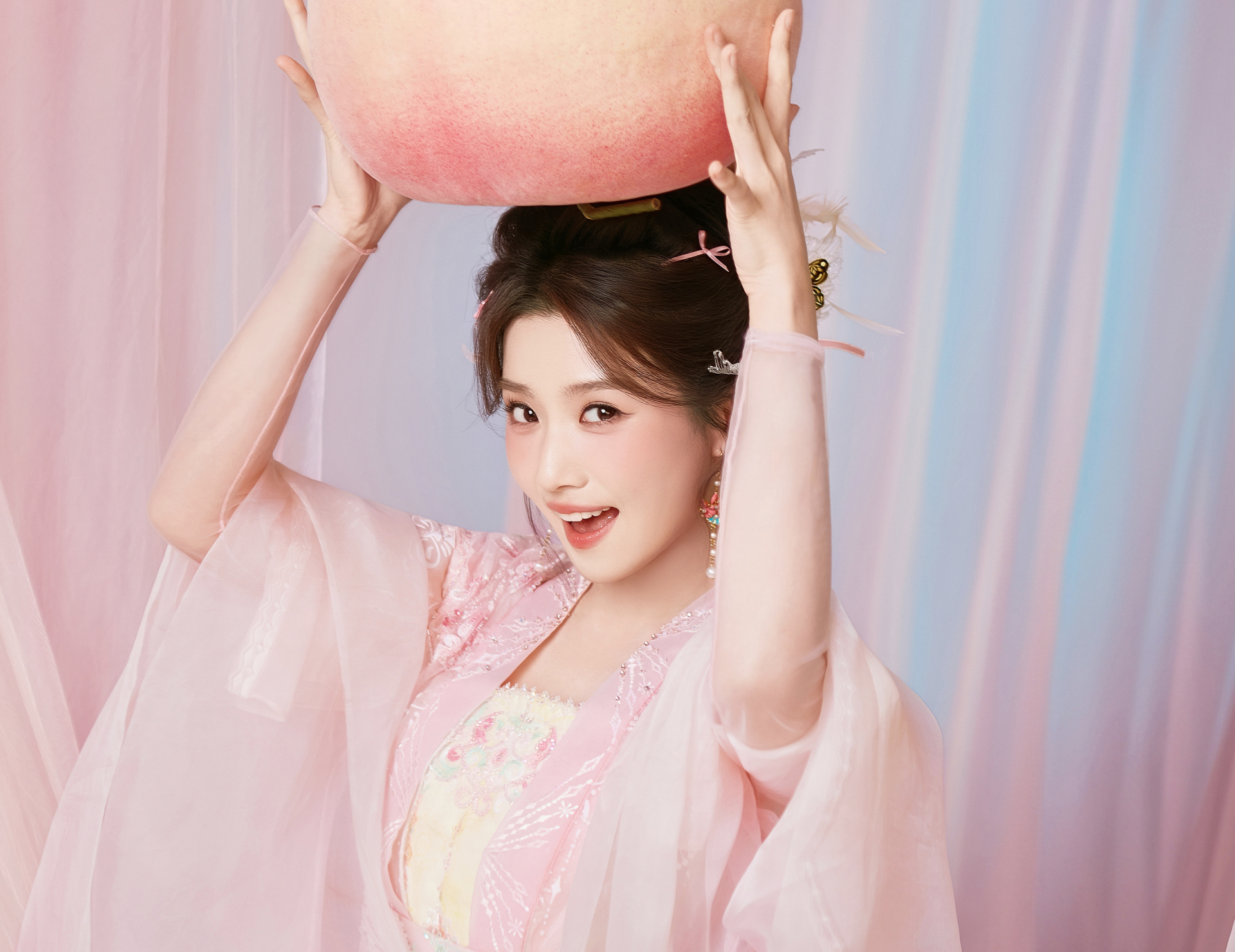 Mỹ nh&acirc;n đẹp nhất Đ&ecirc;m hội giao thừa 2026: Nhan sắc g&acirc;y nghiện cực mạnh, ti&ecirc;n nữ chứ kh&ocirc;ng phải người- Ảnh 9.