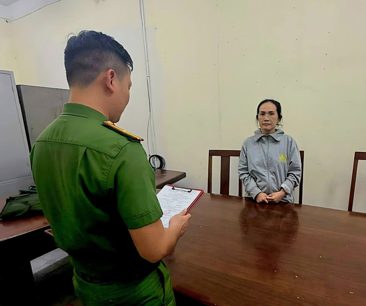 Bắt người phụ nữ cầm đầu đường d&acirc;y mua b&aacute;n tr&aacute;i ph&eacute;p h&oacute;a đơn hơn 200 tỷ đồng- Ảnh 1.