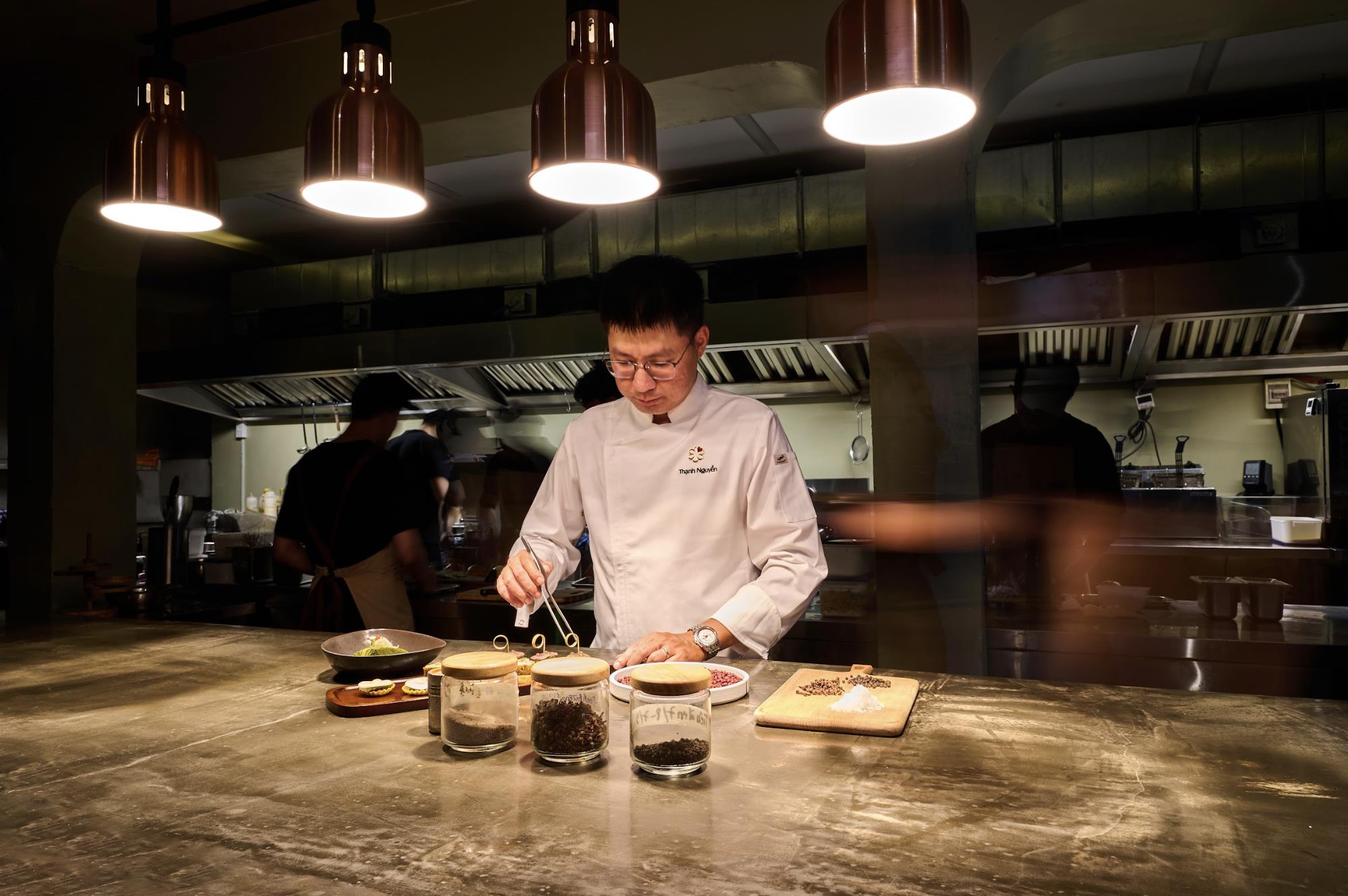 Bia Saigon Special n&acirc;ng tầm kh&ocirc;ng gian Hozo City Tết Fest 2025 với trải nghiệm ẩm thực đẳng cấp- Ảnh 2.