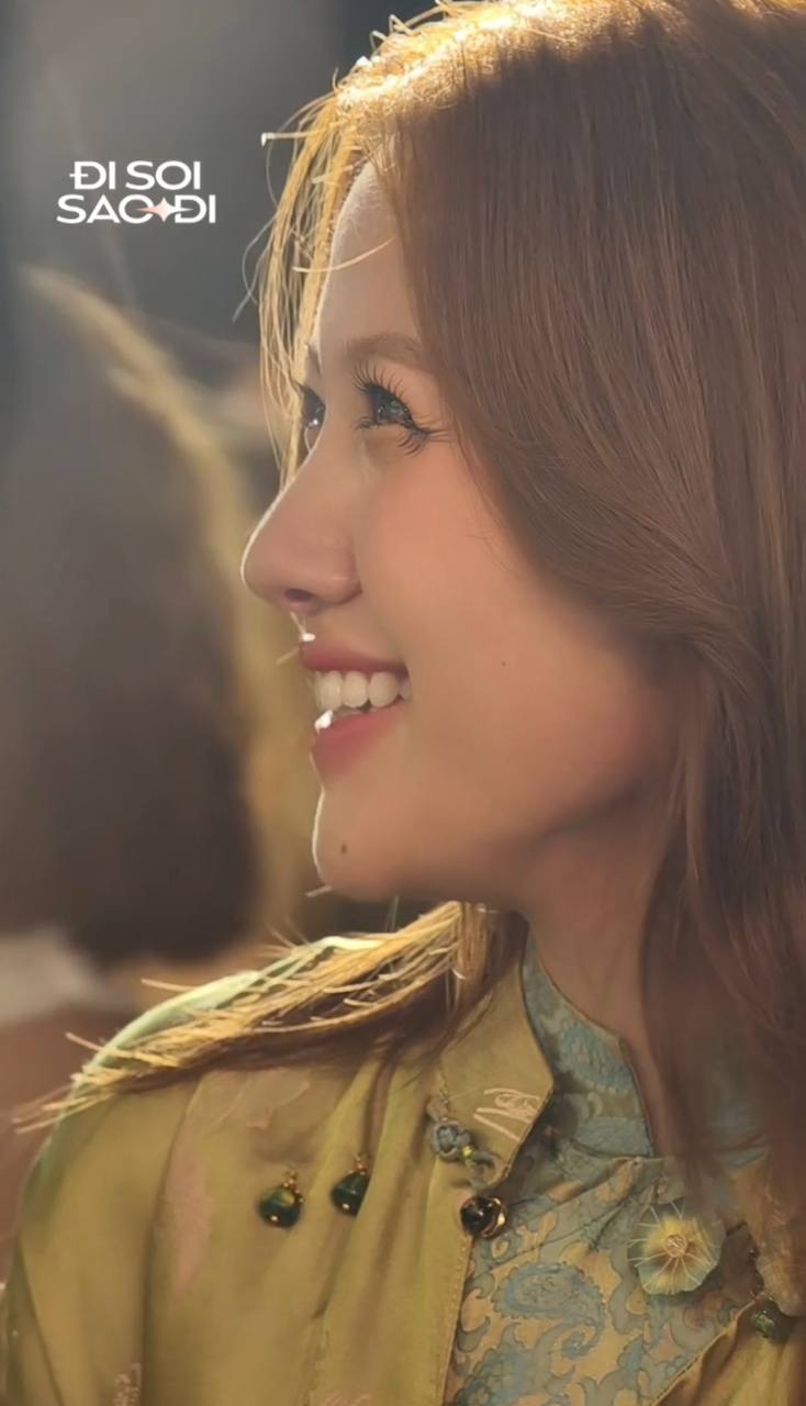 Sự cố khiến Uyển &Acirc;n được khen: Em g&aacute;i Trấn Th&agrave;nh m&agrave; ng&agrave;y c&agrave;ng giống Triệu Lộ Tư- Ảnh 2.