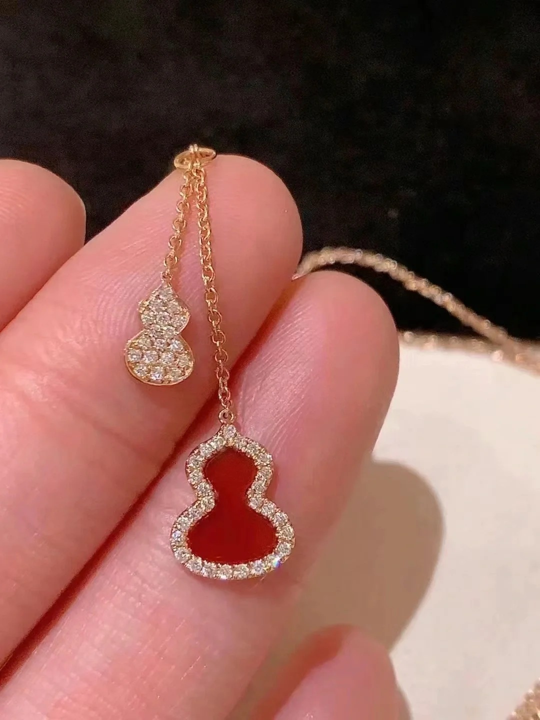 Chuyện chiếc Hồ L&ocirc;: Từ quả bầu kh&ocirc; g&oacute;c bếp đến "bảo vật" phong thủy h&uacute;t lộc v&agrave;o nh&agrave;- Ảnh 6.