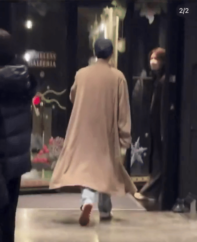 Clip: Mỹ nh&acirc;n SNSD hẹn h&ograve; t&agrave;i tử Jung Kyung Ho ng&agrave;y cuối năm, 1 h&agrave;nh động của đ&agrave;ng g&aacute;i khiến MXH nổ tung- Ảnh 1.