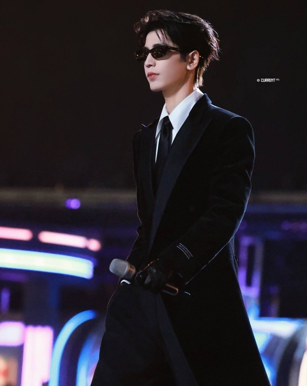 Mỹ nam đẹp nhất Đêm hội giao thừa 2026: Visual thách thức cả showbiz, pháo hoa đêm nay cũng không đẹp bằng- Ảnh 3. Mỹ nam đẹp nhất Đêm hội giao thừa 2026: Visual thách thức cả showbiz, pháo hoa đêm nay cũng không đẹp bằng- Ảnh 3.