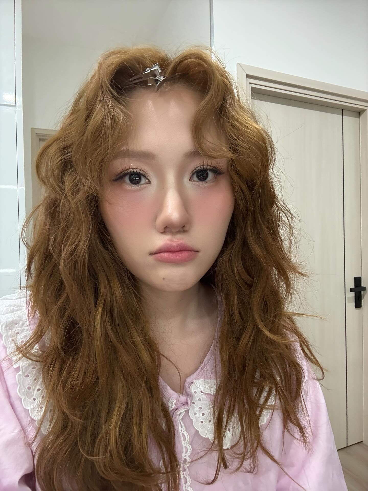 Sự cố khiến Uyển &Acirc;n được khen: Em g&aacute;i Trấn Th&agrave;nh m&agrave; ng&agrave;y c&agrave;ng giống Triệu Lộ Tư- Ảnh 12.