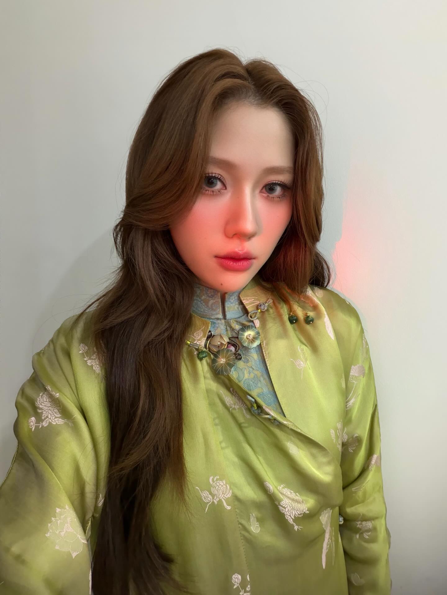 Sự cố khiến Uyển &Acirc;n được khen: Em g&aacute;i Trấn Th&agrave;nh m&agrave; ng&agrave;y c&agrave;ng giống Triệu Lộ Tư- Ảnh 9.