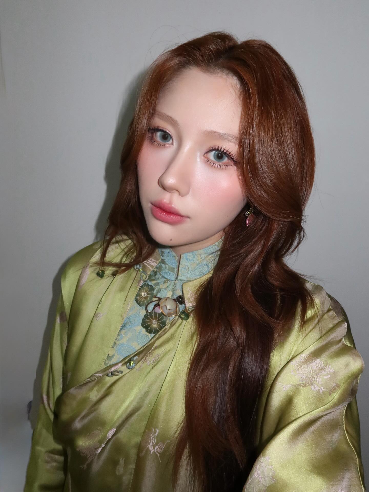 Sự cố khiến Uyển &Acirc;n được khen: Em g&aacute;i Trấn Th&agrave;nh m&agrave; ng&agrave;y c&agrave;ng giống Triệu Lộ Tư- Ảnh 8.