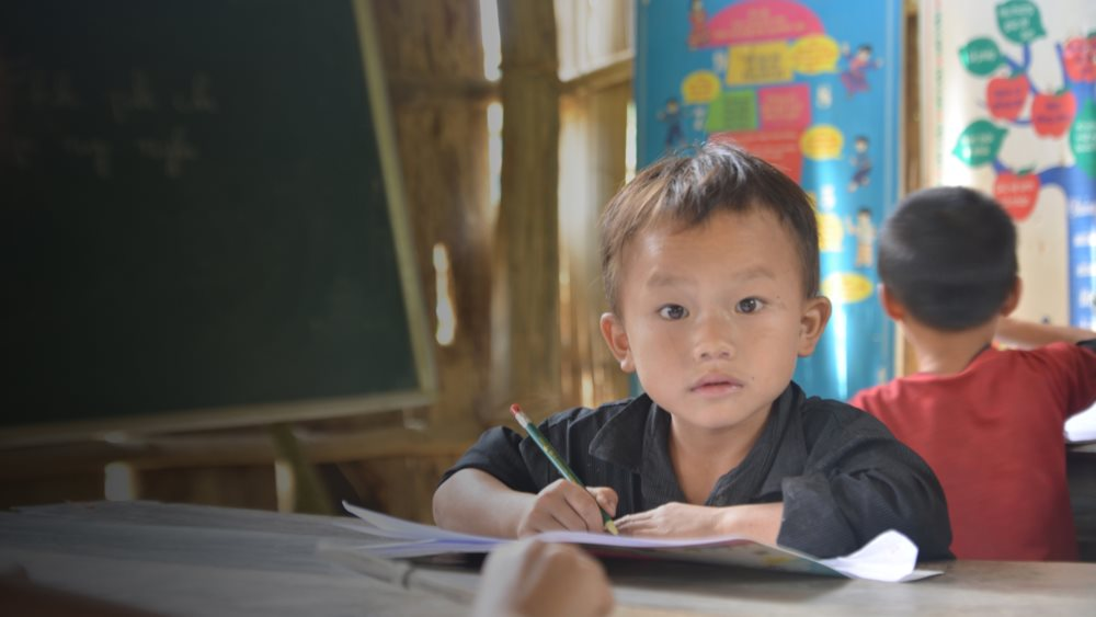 Bên trong "túi mơ to" của "Trung đồng nát": 2.000 đồng để thành người giàu hay làm giàu cho hàng nghìn người?- Ảnh 2.