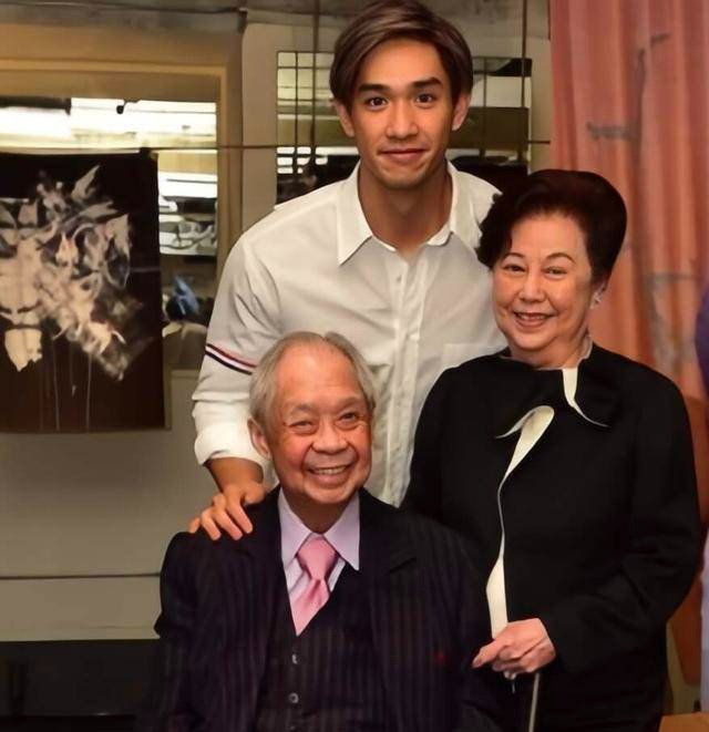 Ông xã và cha chồng đại gia của 1 Á hậu hàng đầu lần lượt đột tử không rõ nguyên nhân- Ảnh 1. Ông xã và cha chồng đại gia của 1 Á hậu hàng đầu lần lượt đột tử không rõ nguyên nhân- Ảnh 1.