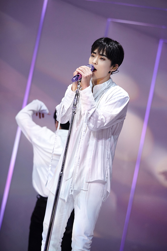 Ca sĩ X. hết thời phải đi quảng cáo web cá độ, cái giá phải trả cho hành vi phản bội quá đắt- Ảnh 2.