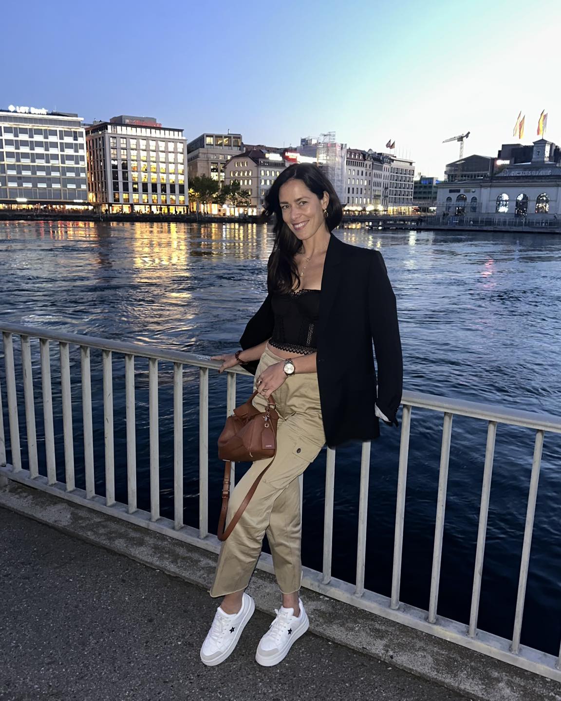 Ngôi sao tennis xinh đẹp tuyệt trần nộp đơn ly hôn huyền thoại MU vì bị Ngôi sao tennis xinh đẹp tuyệt trần nộp đơn ly hôn huyền thoại MU vì bị