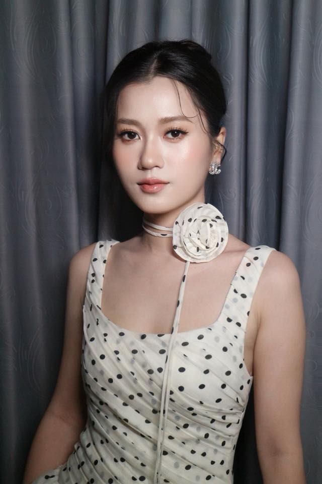 Nữ diễn viên giảm thần tốc 14kg: Khán giả khen U40 mà trẻ như gái 18, mặc đồ bình dân sang như hiệu- Ảnh 13.