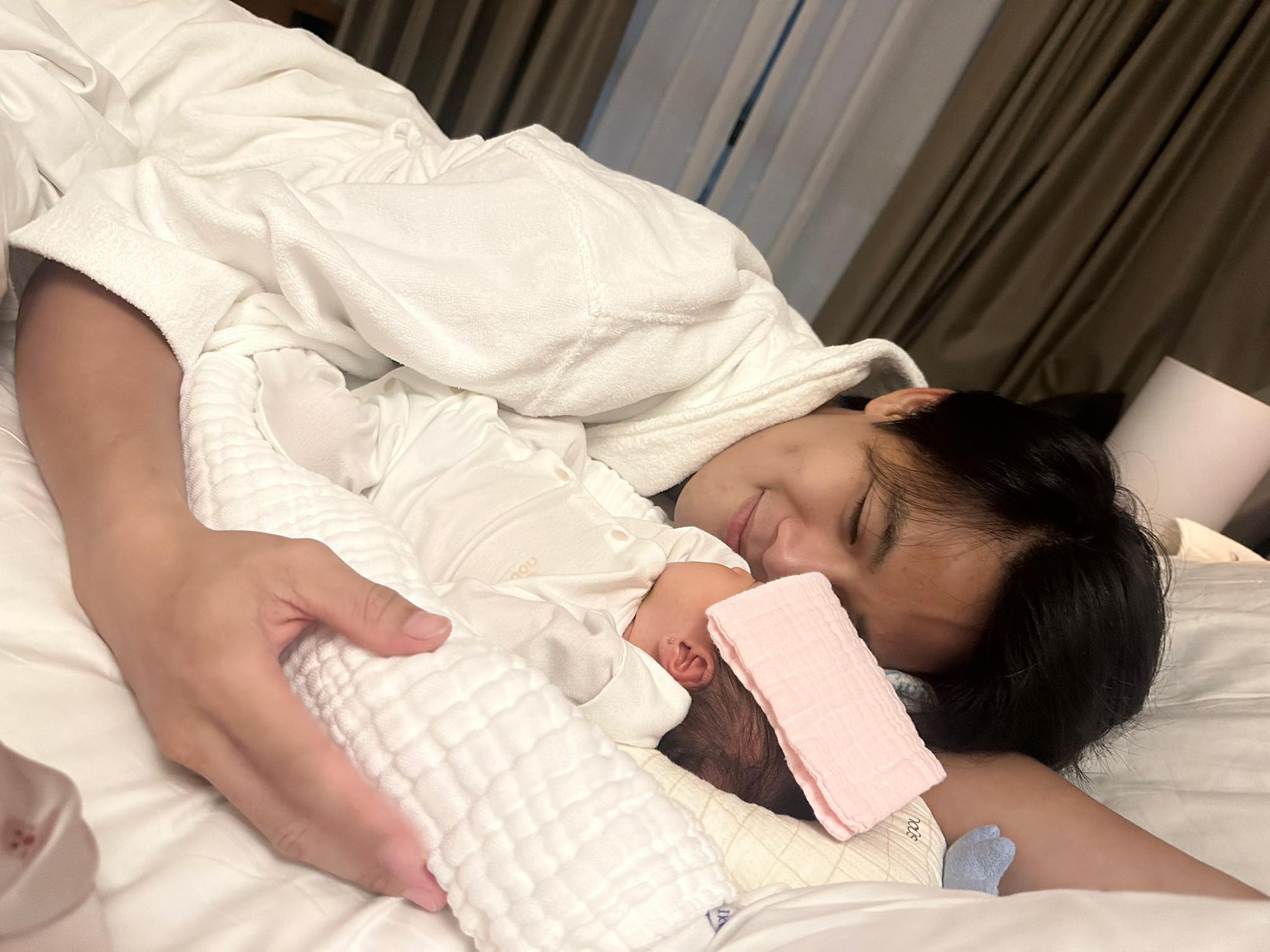 Quỳnh Lương "phốt" chồng thiếu gia, nhưng cách cô xử lý vừa hài hước lại thể hiện EQ 1000 điểm- Ảnh 4.