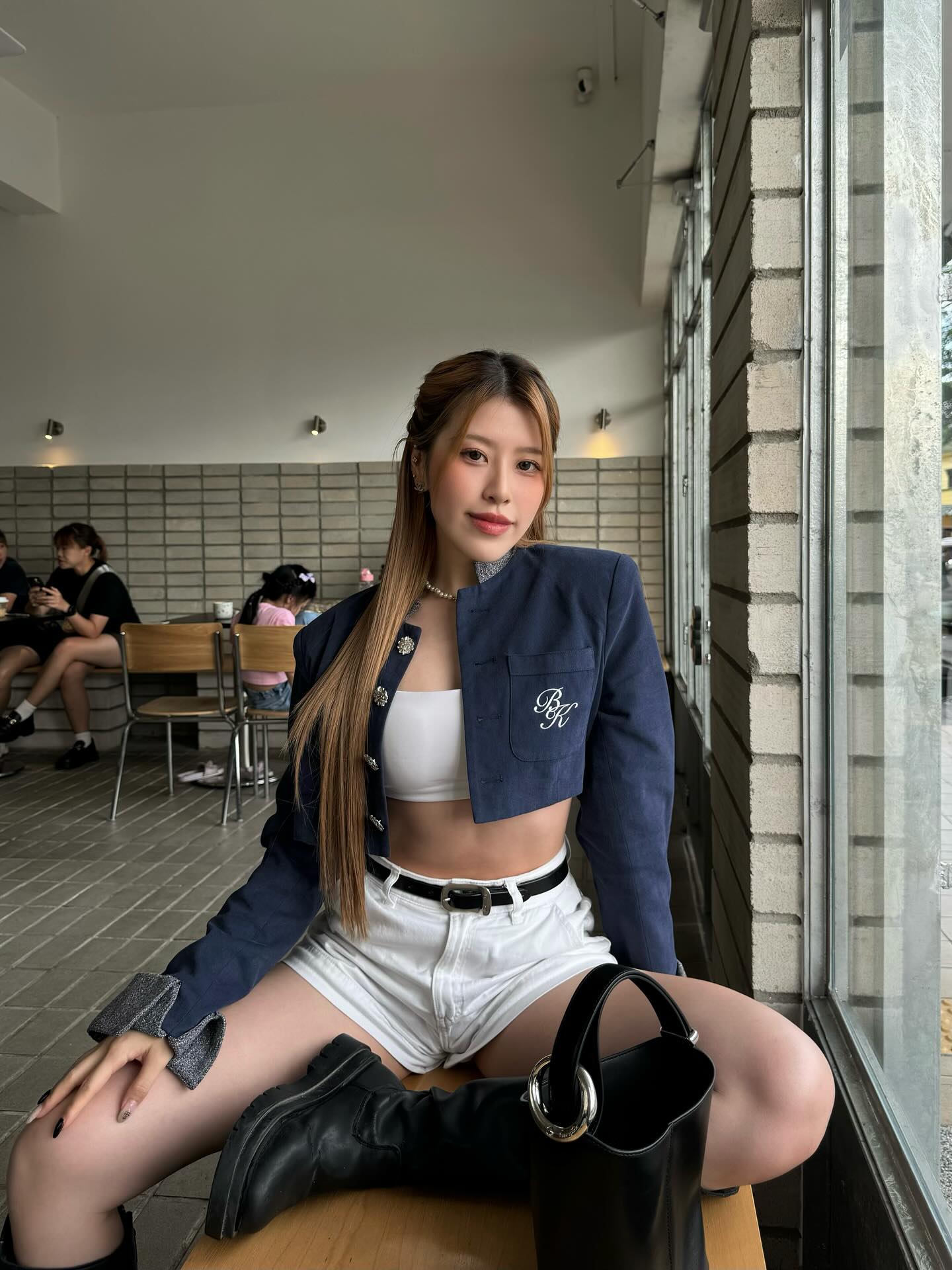 Mặt xinh, thân hình bốc lửa… “Nữ thần trượt băng” bất ngờ tuyên bố rút lui khỏi SEA Games 33 gây tiếc nuối- Ảnh 11.