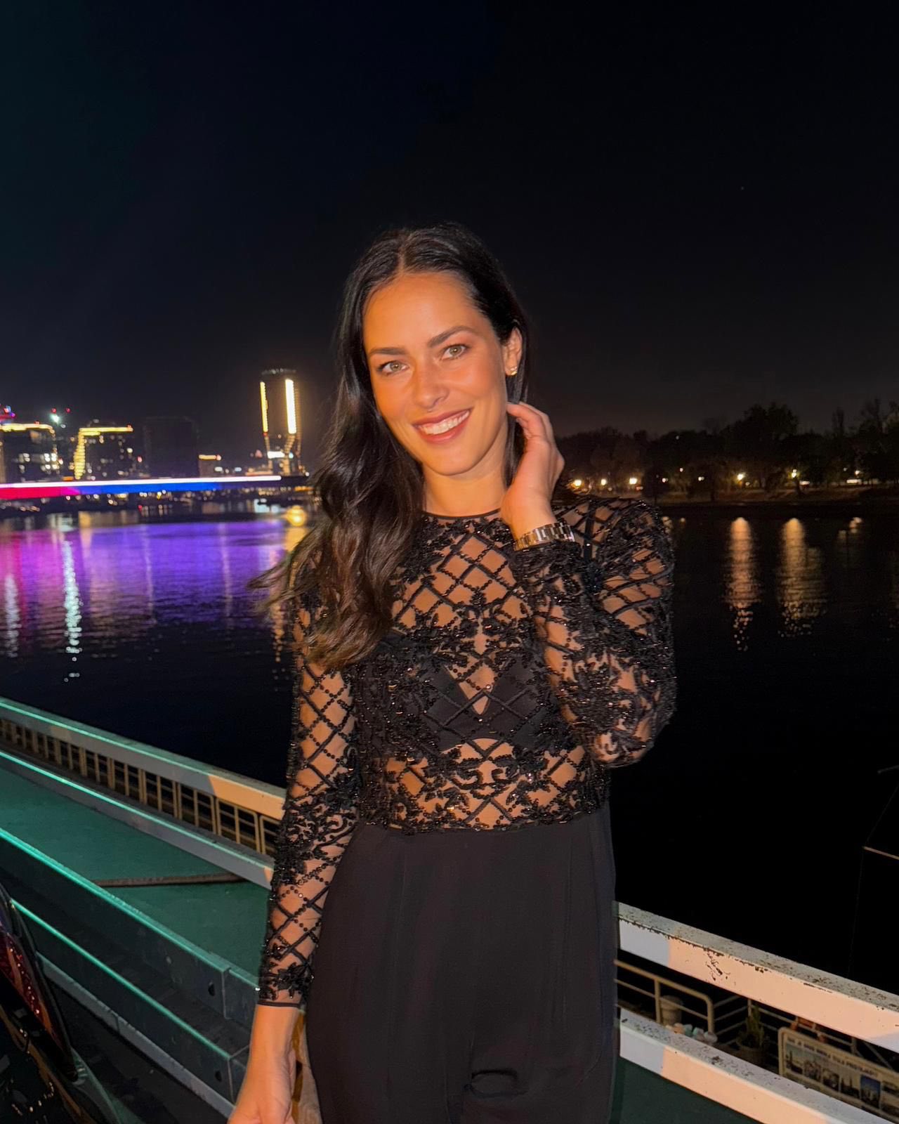 Ngôi sao tennis xinh đẹp tuyệt trần nộp đơn ly hôn huyền thoại MU vì bị Ngôi sao tennis xinh đẹp tuyệt trần nộp đơn ly hôn huyền thoại MU vì bị