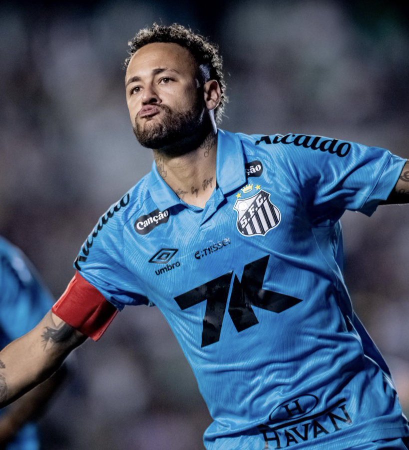 Neymar nén đau lập hat-trick- Ảnh 1.