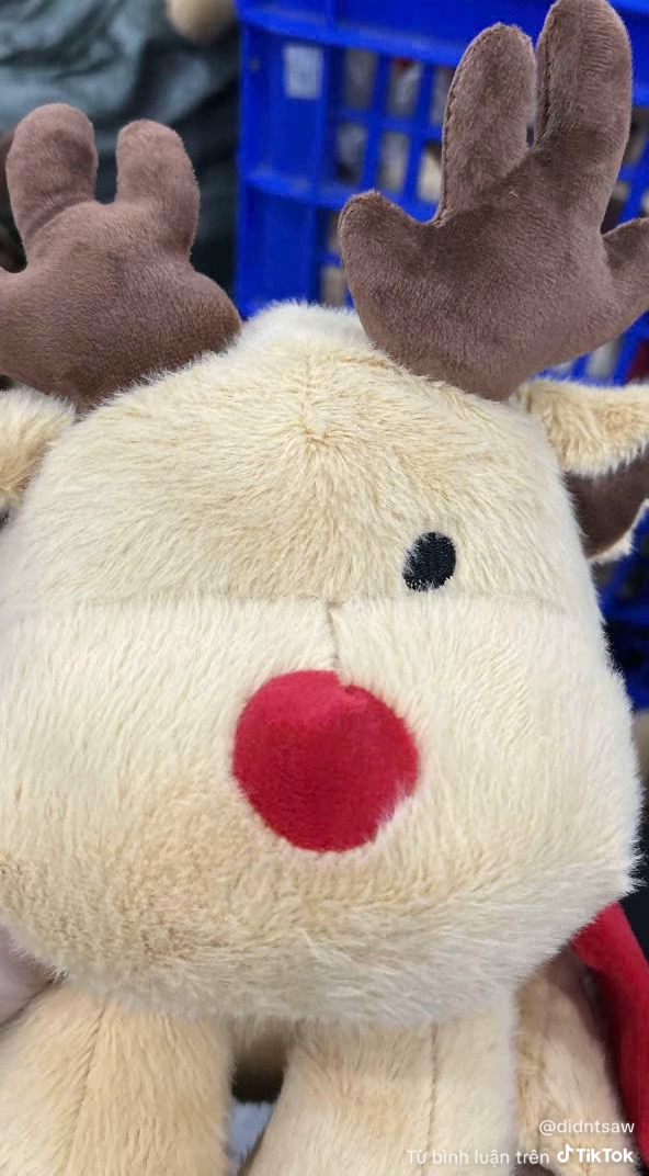 Hàng loạt khách đòi Hàng loạt khách đòi