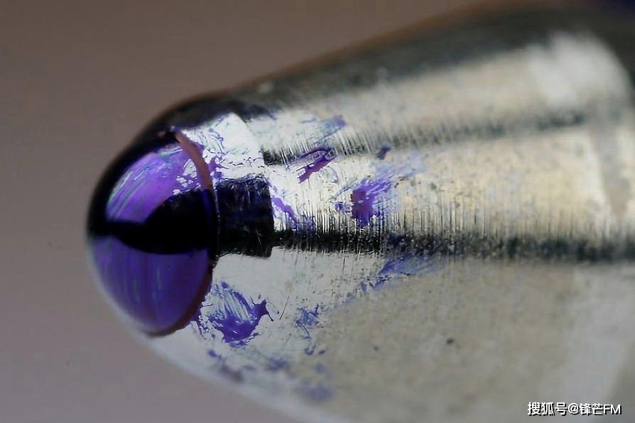 Vì sao trên thế giới chỉ có 4 quốc gia sản xuất được đầu bút bi?- Ảnh 2.