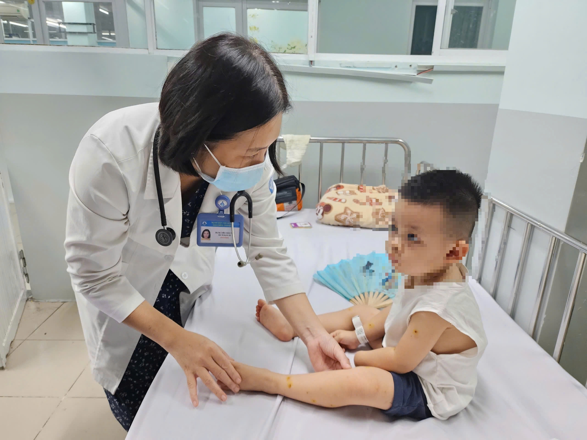 1 tuần TPHCM có hơn cả ngàn ca mắc tay chân miệng, Sở Y tế nói gì ?- Ảnh 1.