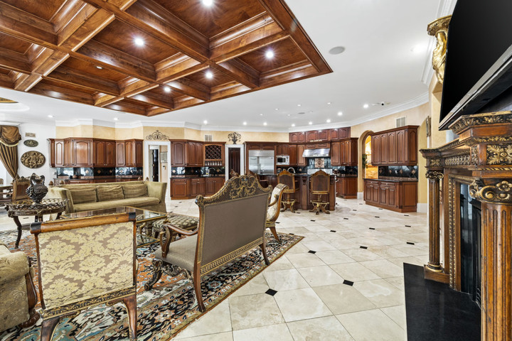 Gia đình gốc Việt rao bán 'bản sao' Nhà Trắng giá 35 triệu USD- Ảnh 4.