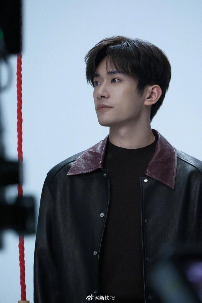 15 nghệ sĩ học giỏi nhất nhì showbiz Hoa ngữ- Ảnh 7. 15 nghệ sĩ học giỏi nhất nhì showbiz Hoa ngữ- Ảnh 7.