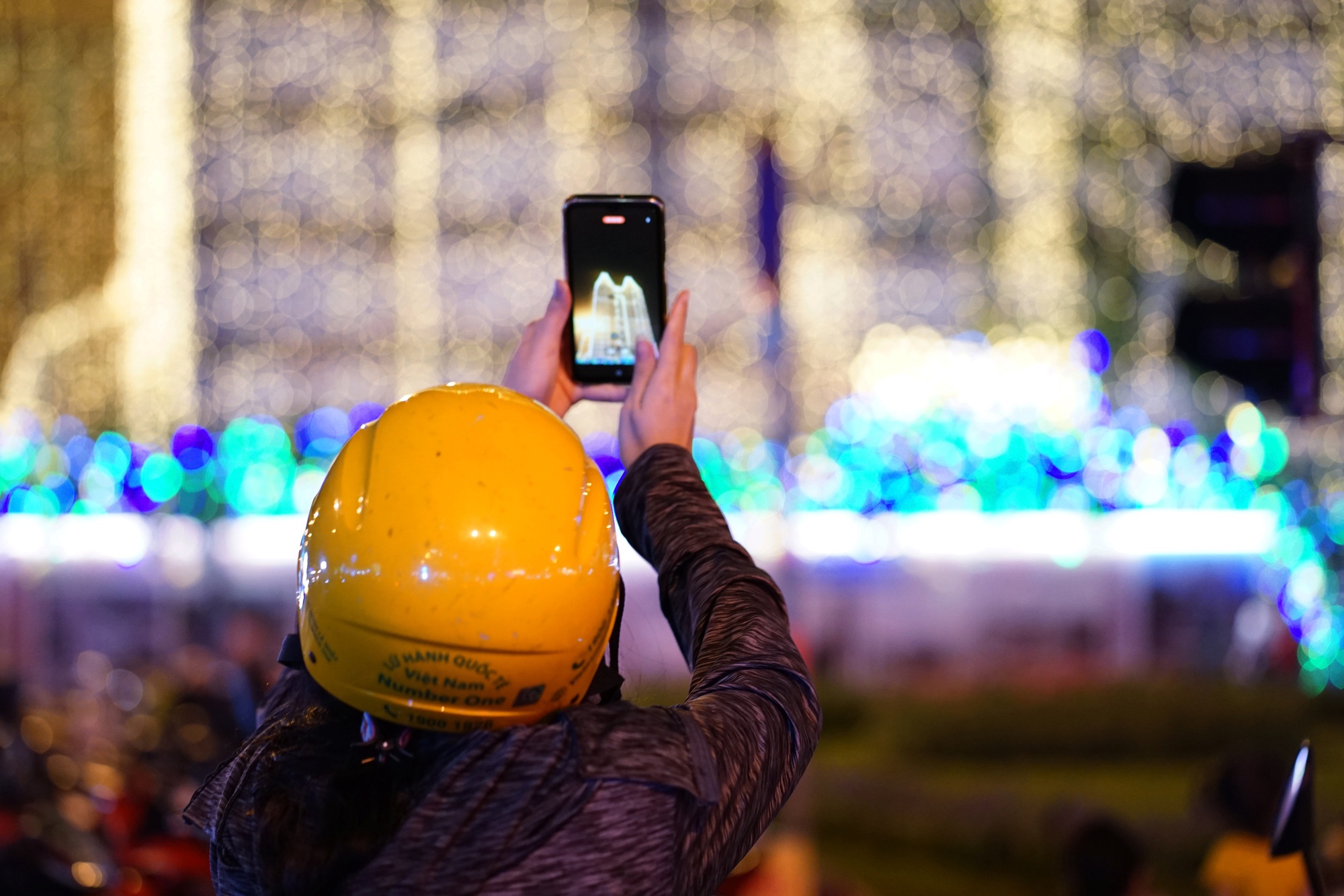 Nhà thờ Đức Bà quá 