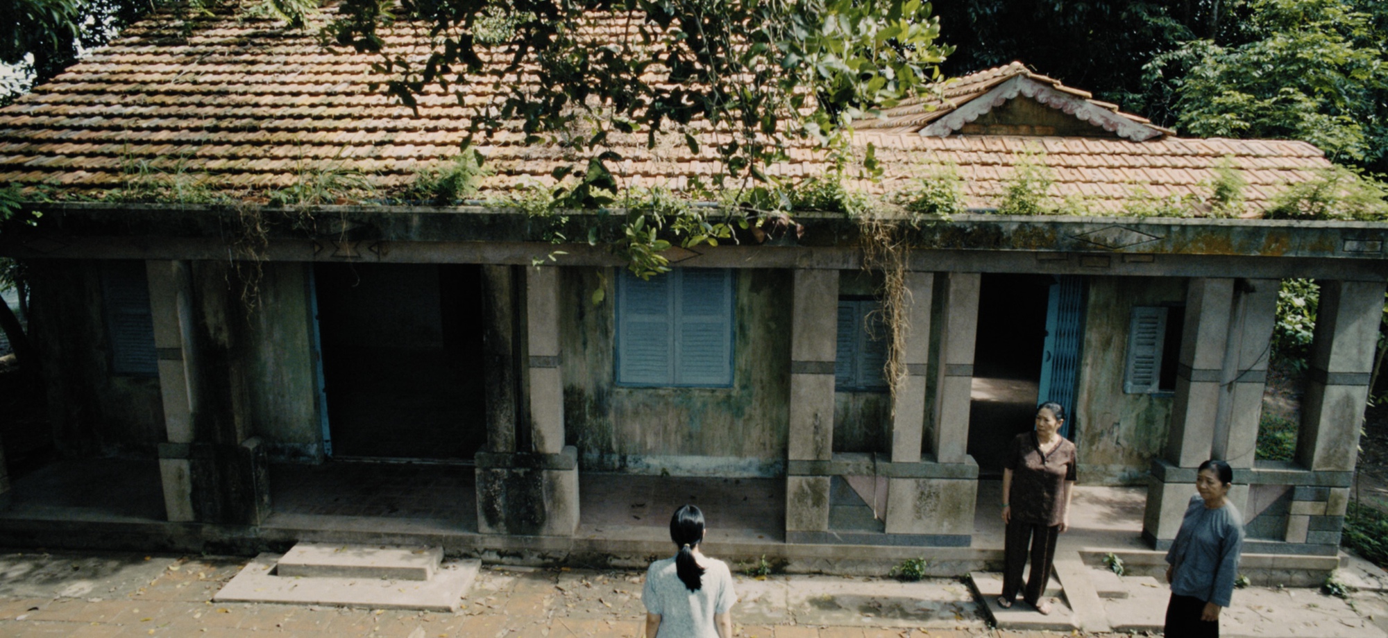 Bỏ 2 chỉ vàng mua nhà, cô gái hại cả gia đình trả giá đắt vì lỡ nói 8 chữ- Ảnh 1.