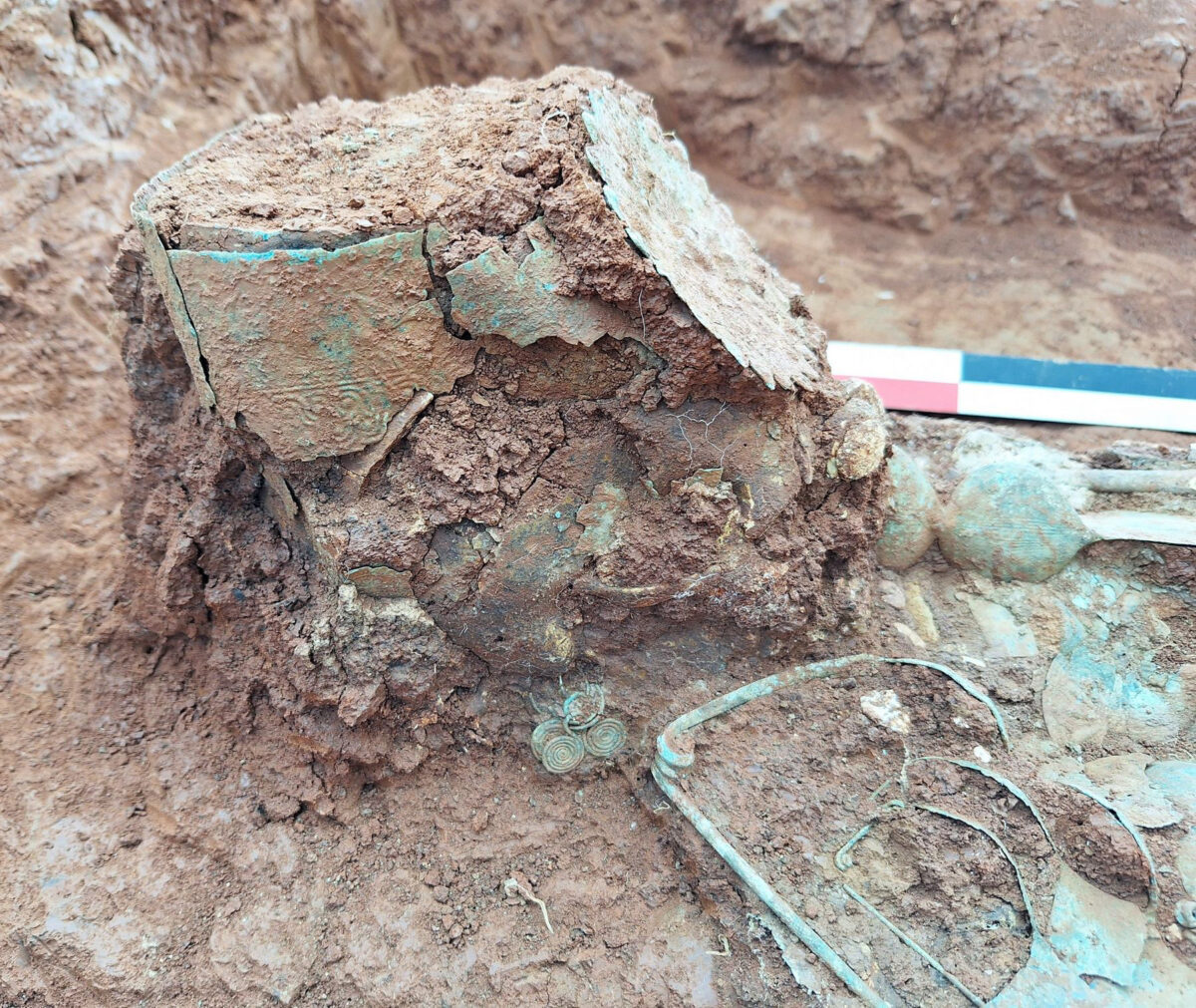 "Công chúa đội vương miện ngược" trong mộ cổ 2.700 tuổi- Ảnh 7. "Công chúa đội vương miện ngược" trong mộ cổ 2.700 tuổi- Ảnh 7.