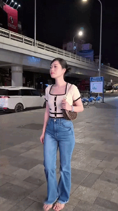 Nữ diễn viên giảm thần tốc 14kg: Khán giả khen U40 mà trẻ như gái 18, mặc đồ bình dân sang như hiệu- Ảnh 10.