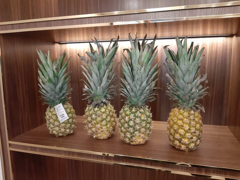 Tại sao nên đặt 1 quả dứa trong tủ quần áo?- Ảnh 2.