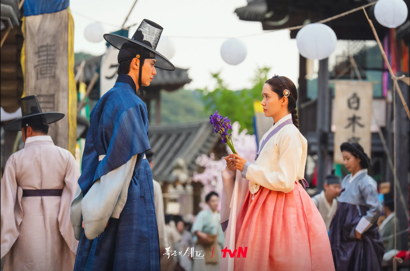 10 phim ngôn tình Hàn Quốc hay nhất 2025, xem là mê không dứt ra nổi- Ảnh 3. 10 phim ngôn tình Hàn Quốc hay nhất 2025, xem là mê không dứt ra nổi- Ảnh 3.