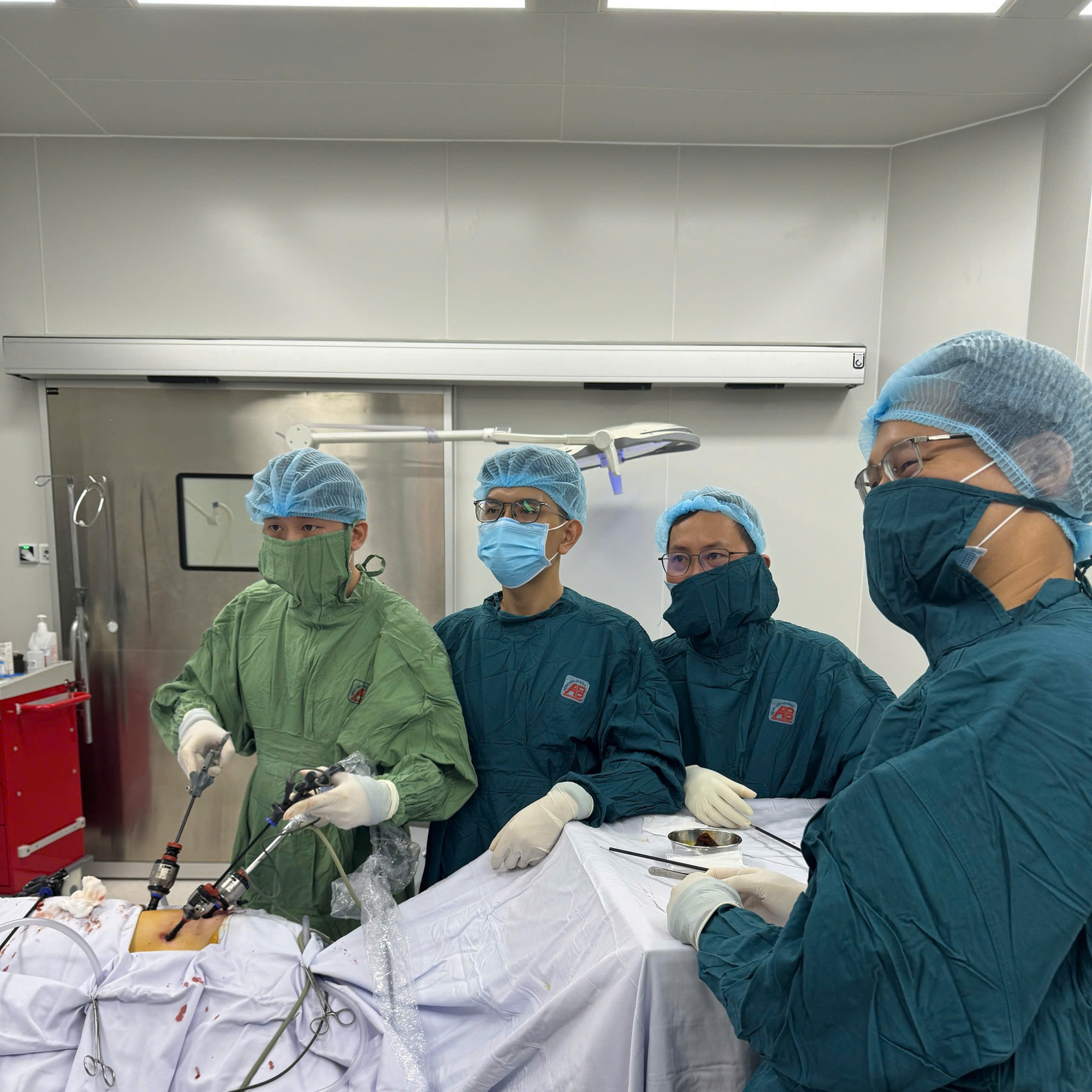 Cứ tưởng lành tính nhưng nang thận có thể là dấu hiệu ung thư- Ảnh 1. Cứ tưởng lành tính nhưng nang thận có thể là dấu hiệu ung thư- Ảnh 1.