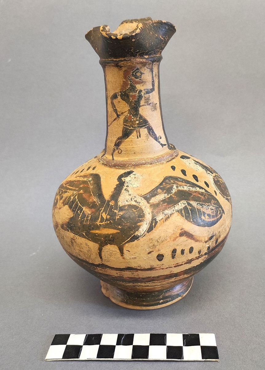 "Công chúa đội vương miện ngược" trong mộ cổ 2.700 tuổi- Ảnh 4. "Công chúa đội vương miện ngược" trong mộ cổ 2.700 tuổi- Ảnh 4.