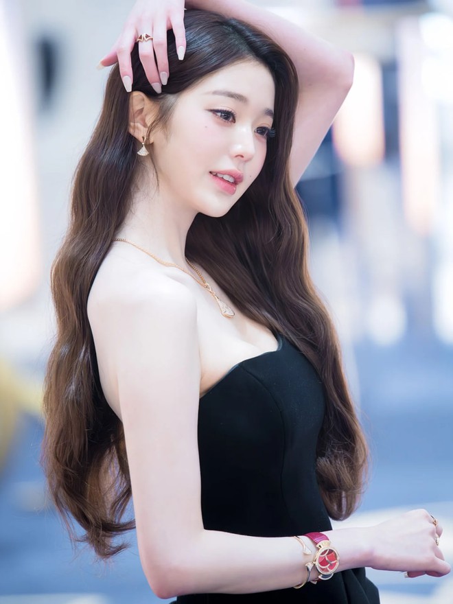 Cú xoay "ăn tiền" của công chúa Kpop- Ảnh 9.