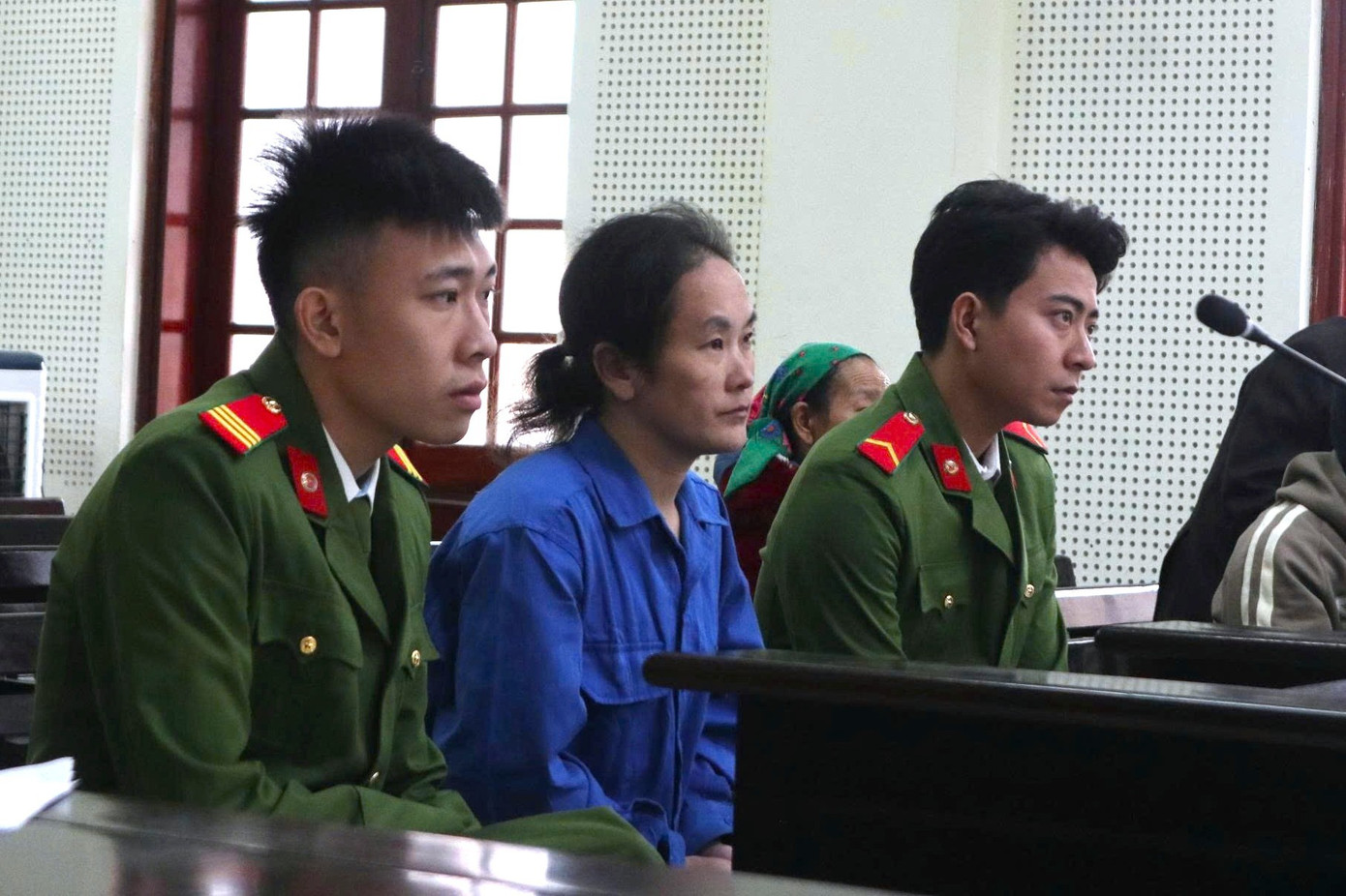 Bi kịch từ cơn ghen mù quáng đẩy ba đứa trẻ vào cảnh mồ côi- Ảnh 1.