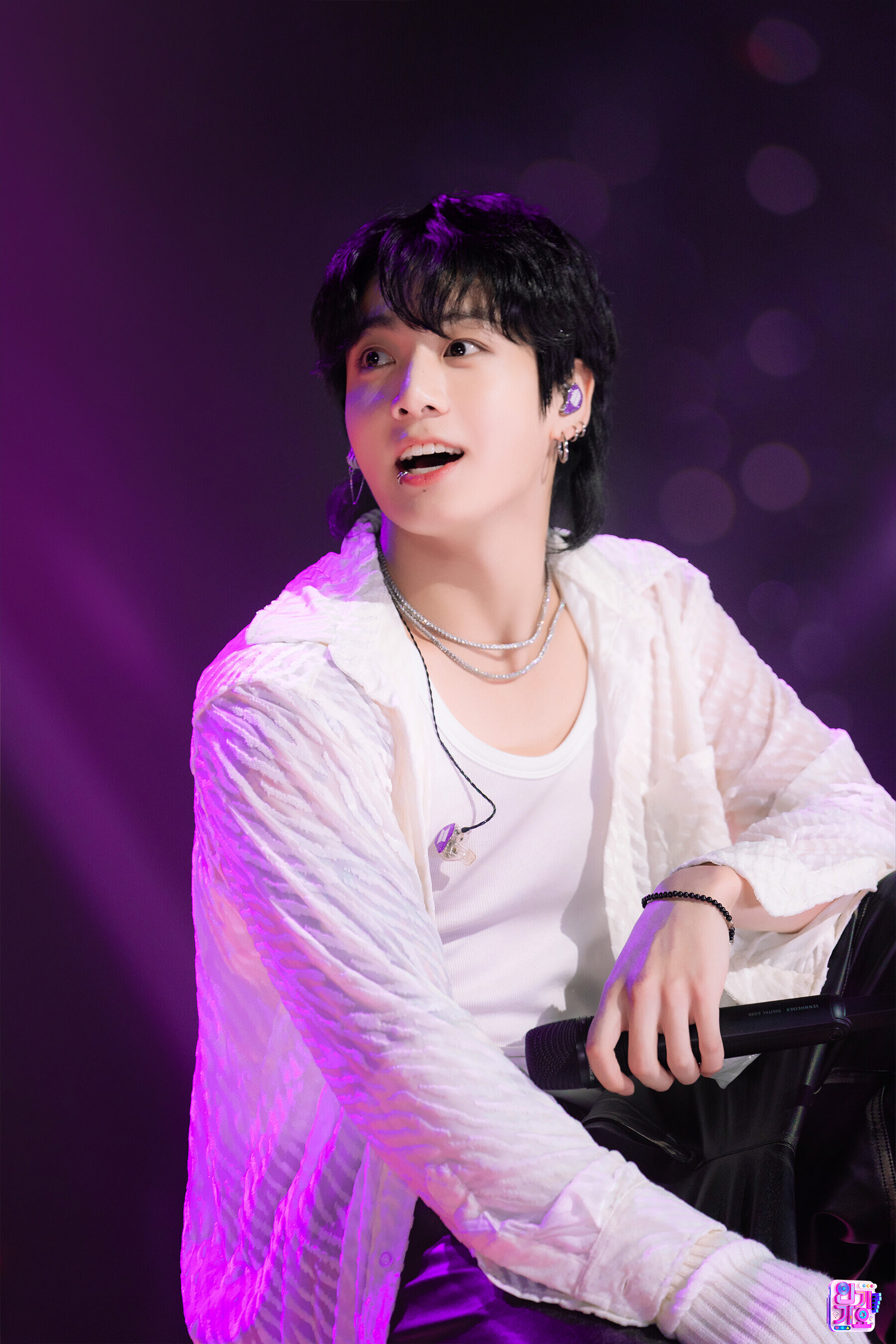 Bài hát thống trị Spotify Việt Nam: 600 ngày top 1, HIEUTHUHAI lẫn Sơn Tùng đều không thể hot bằng- Ảnh 5. Bài hát thống trị Spotify Việt Nam: 600 ngày top 1, HIEUTHUHAI lẫn Sơn Tùng đều không thể hot bằng- Ảnh 5.