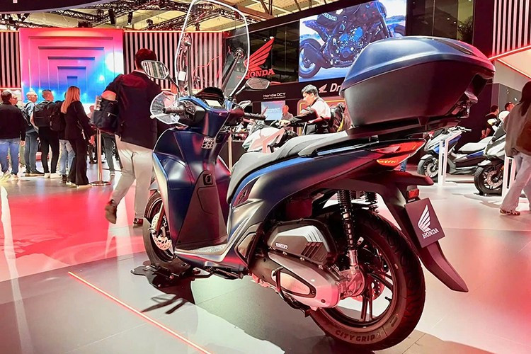 "Vua xe ga" SH 350i 2026 của Honda mới ra mắt, có gì đặc biệt mà giá rẻ bất ngờ- Ảnh 4. "Vua xe ga" SH 350i 2026 của Honda mới ra mắt, có gì đặc biệt mà giá rẻ bất ngờ- Ảnh 4.