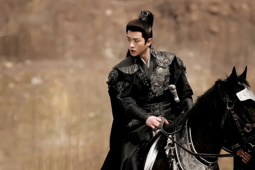 10 mỹ nam cổ trang đẹp nhất Trung Quốc 2025: Dương Dương xếp sau Lưu Vũ Ninh, hạng 1 đố ai cưỡng lại nổi- Ảnh 4.