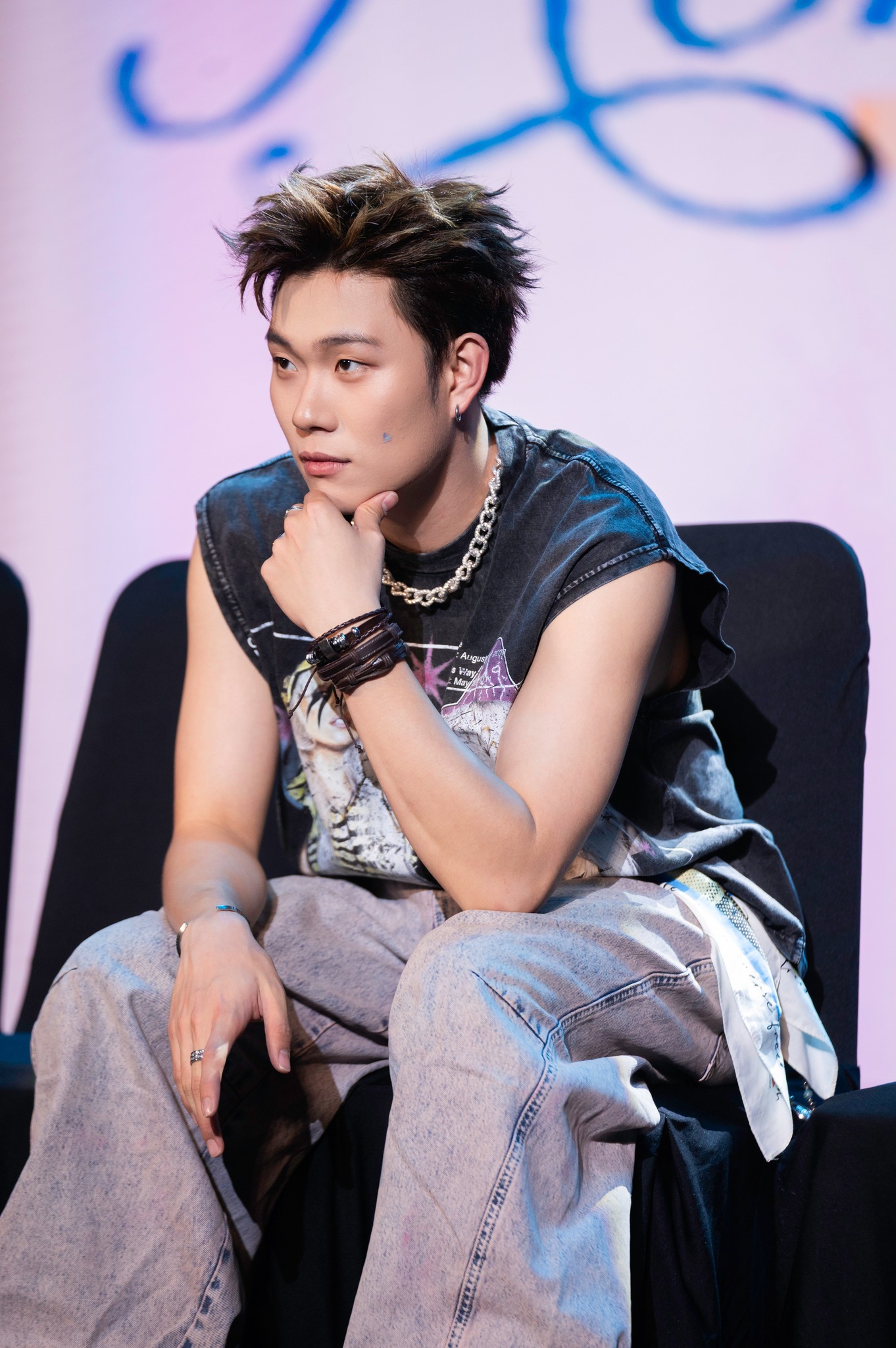 Bài hát hay nhất nhạc Việt 2025- Ảnh 8. Bài hát hay nhất nhạc Việt 2025- Ảnh 8.