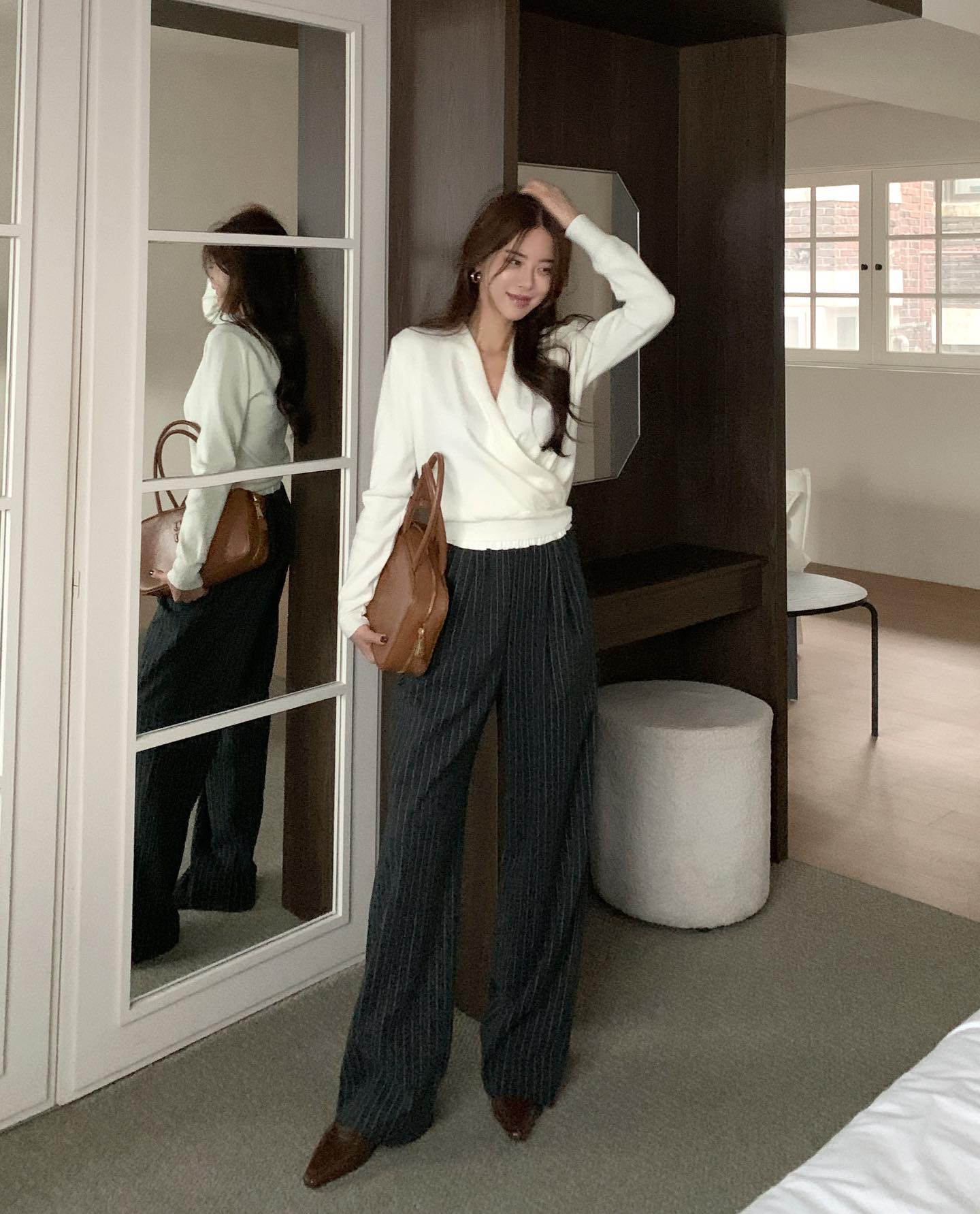 5 món thời trang màu trung tính cần có để phối đồ trong tích tắc là đẹp- Ảnh 3.