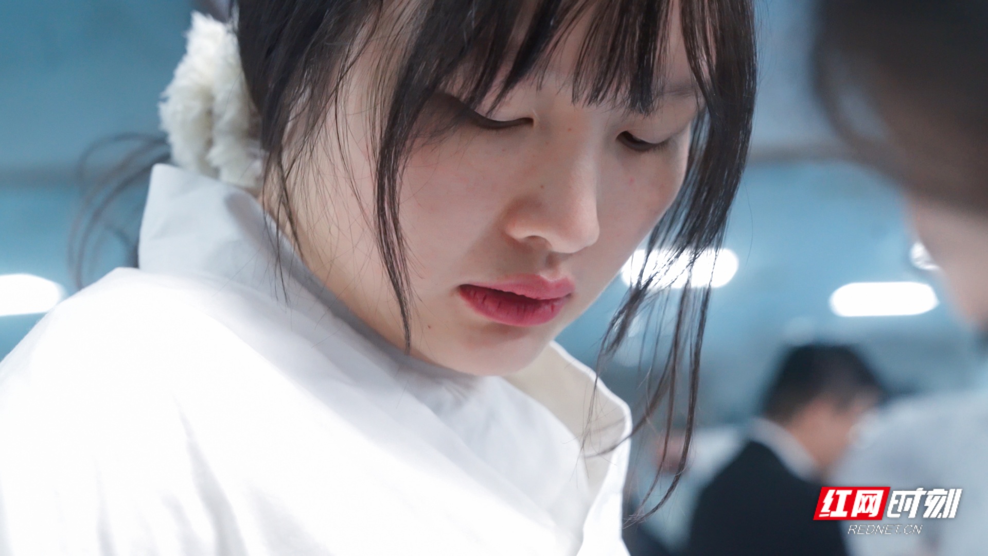 Được cứu sống khỏi đống đổ nát của trận động đất, 17 năm sau, cô bé năm nào bước vào lễ đường cùng chính người lính đã đưa mình ra ánh sáng- Ảnh 2. Được cứu sống khỏi đống đổ nát của trận động đất, 17 năm sau, cô bé năm nào bước vào lễ đường cùng chính người lính đã đưa mình ra ánh sáng- Ảnh 2.