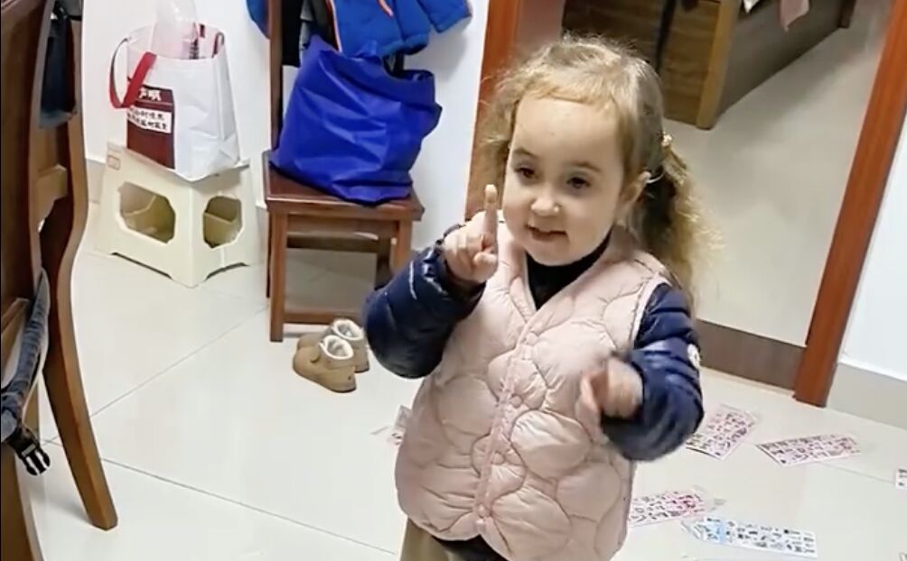 Độc lạ: Cặp vợ chồng châu Á sinh con lai Tây, cả nhà đi xét nghiệm ADN rồi ngã ngửa với kết quả hiếm có- Ảnh 2.