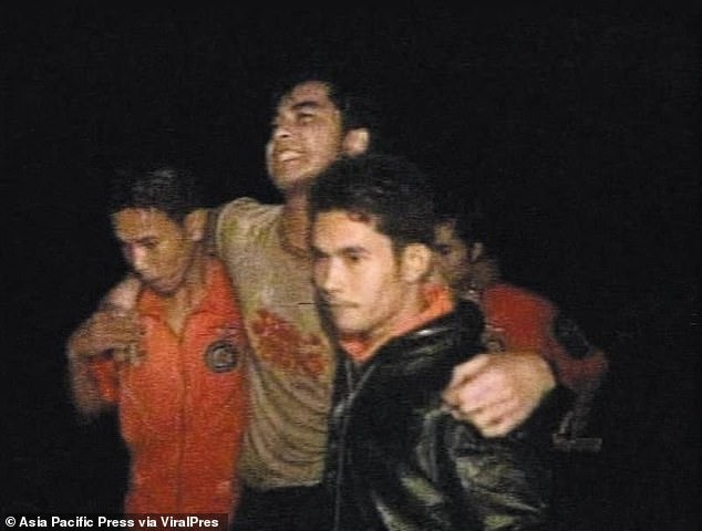 Bí ẩn không lời về ghế 11A trên máy bay, từ vị trí bị ghét nhất thành “bùa hộ mệnh” cứu sống người duy nhất trong hai thảm kịch hàng không- Ảnh 2.