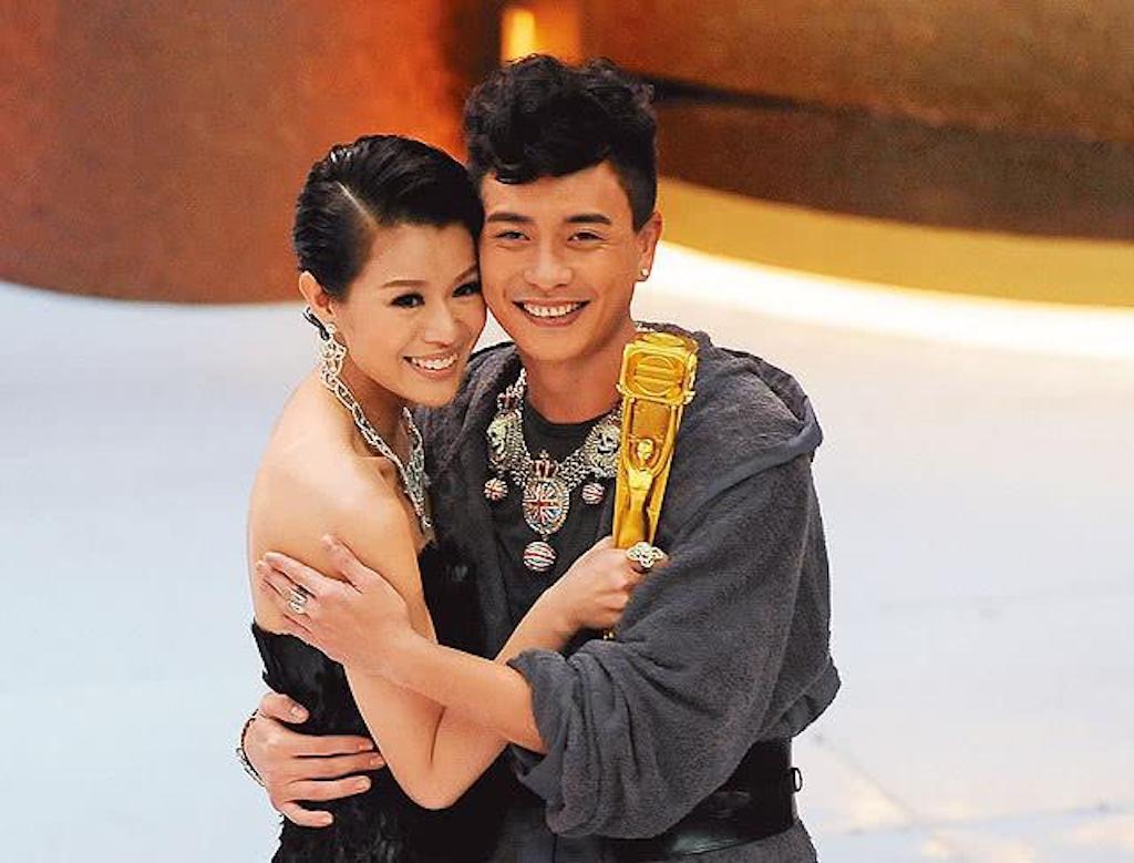 Huỳnh Tông Trạch và Hồ Hạnh Nhi bắt đầu hẹn hò vào năm 2005 nhưng chia tay bảy năm sau đó vào năm 2012