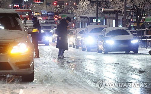 Hàn Quốc ban bố cảnh báo thảm họa khẩn cấp- Ảnh 4.