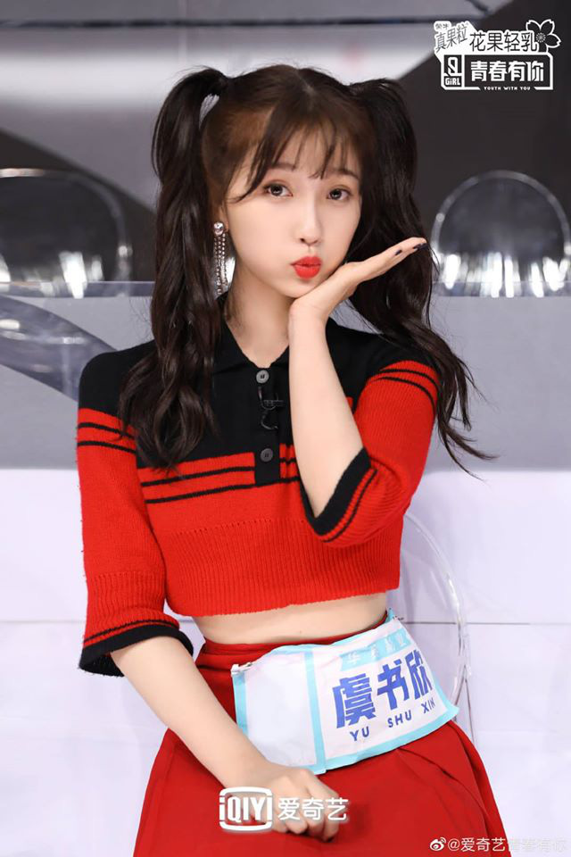 Dấu chấm hết của mỹ nhân bị ghét nhất 2025: Fan meeting bán được 26 vé, bay luôn 3 triệu người theo dõi- Ảnh 2.