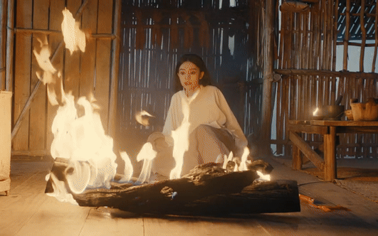 Trời sinh mỹ nh&acirc;n Việt n&agrave;y để đ&oacute;ng cổ trang: Nguy&ecirc;n t&aacute;c cũng chẳng đẹp đến thế, cổ nh&acirc;n xuy&ecirc;n kh&ocirc;ng đi đ&oacute;ng phim hả?