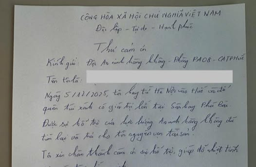 Nam hành khách chuyến bay Vietnam Airlines bỏ quên 110 triệu đồng tại sân bay- Ảnh 1.