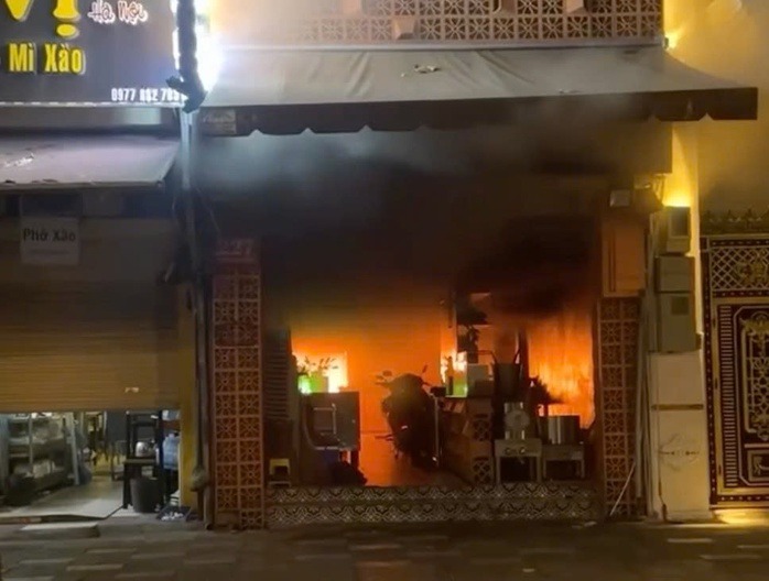 Thủ tướng Chính phủ yêu cầu điều tra nguyên nhân vụ cháy làm 4 người tử vong ở TPHCM- Ảnh 1.