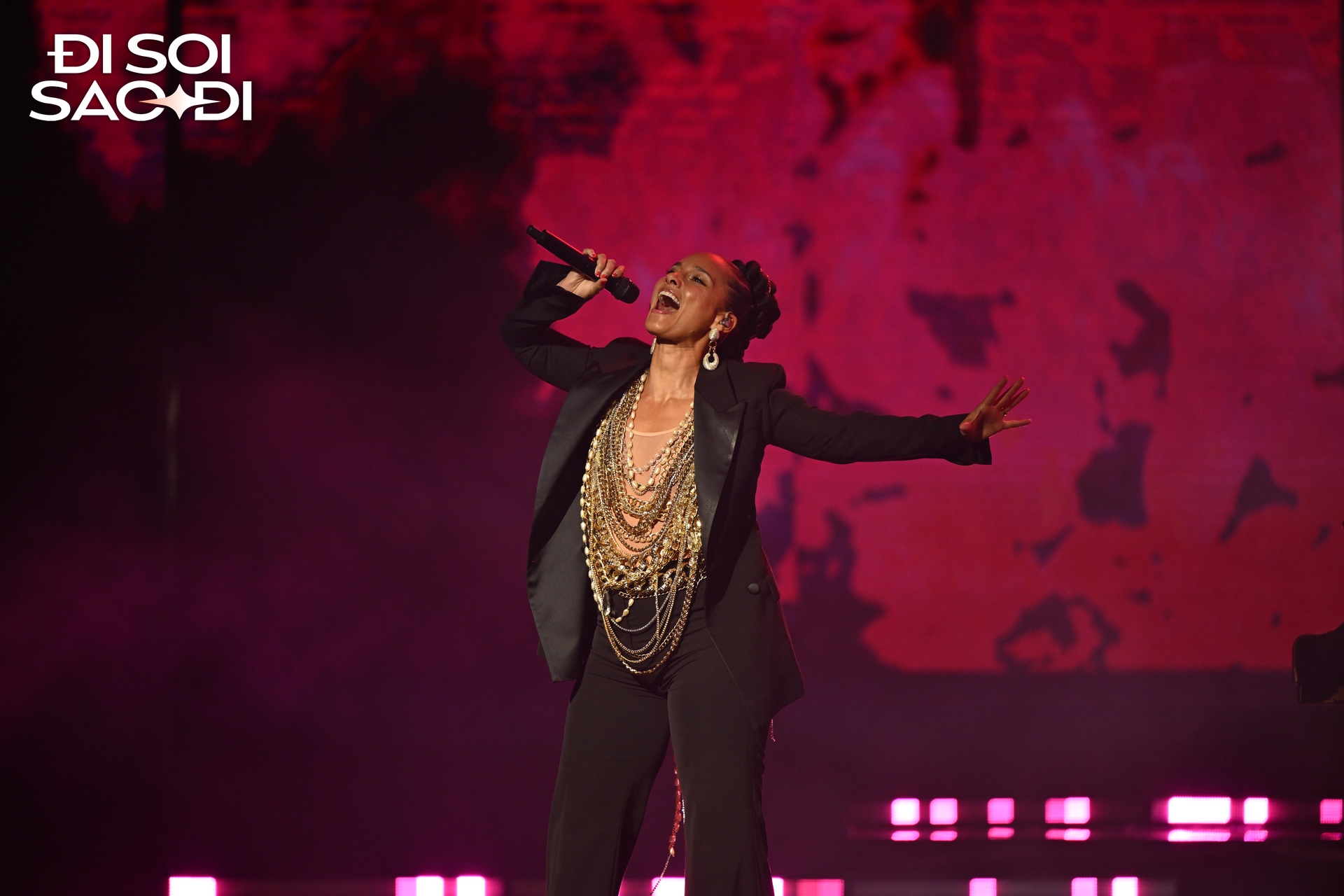 Phỏng vấn nóng siêu sao Alicia Keys: Việt Nam quá thú vị để trải nghiệm!- Ảnh 4.